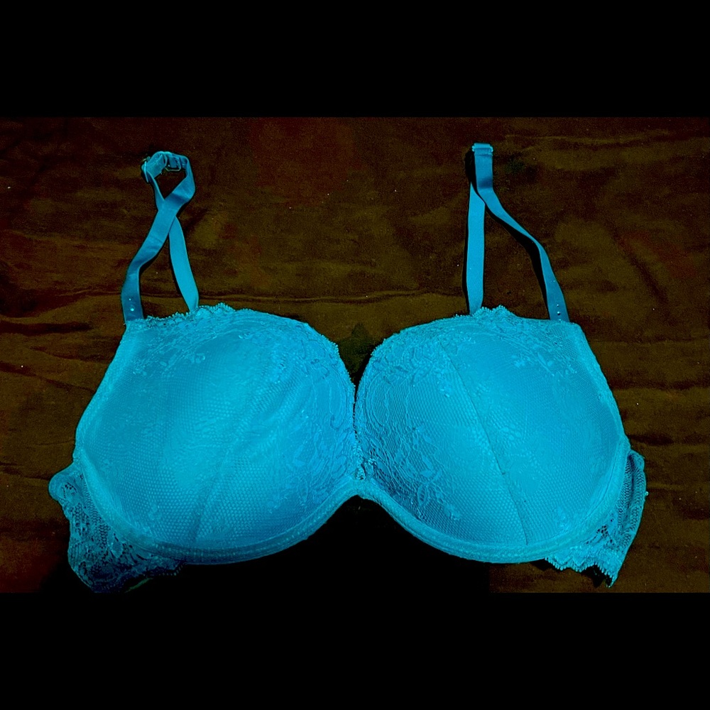 Lacy push-up bra